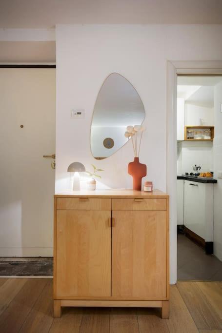 Design Loft Near Colosseo * Rome