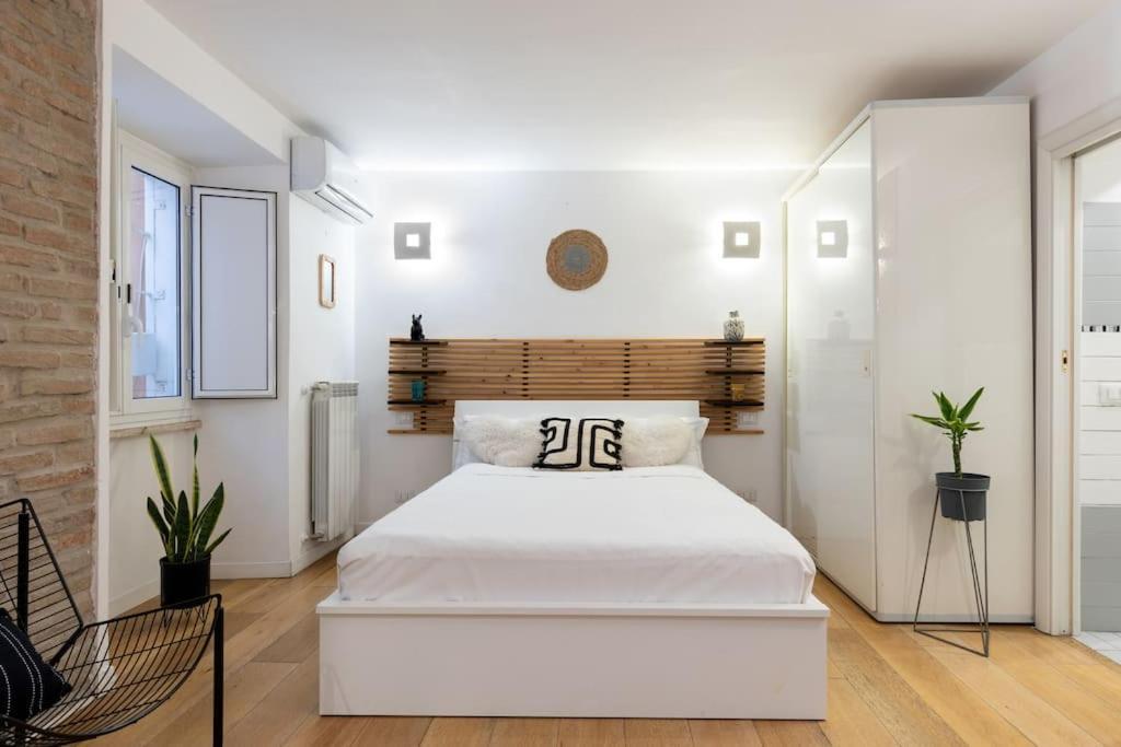 Design Loft Near Colosseo Apartment